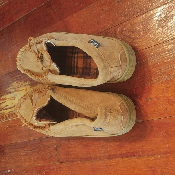 Green Flannel Lined Tan Moccasins Sz 12 - Picture 4 of 6